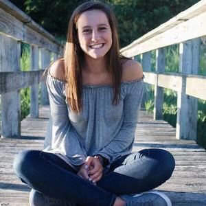 Meet your Posher, Anabelle